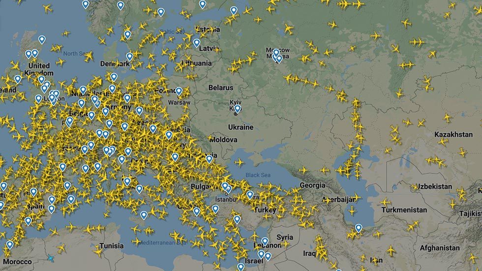 Hàng không châu Âu chiến tranh Ukraine: Các hãng hàng không châu Âu đã thể hiện sự đoàn kết trong việc phản đối tình trạng xâm phạm không lường trước của Nga tại Ukraine. Điều này đã giúp ngoại giao và đàm phán trở nên dễ dàng hơn, giúp các quốc gia trên thế giới đạt được sự hòa bình và ổn định.