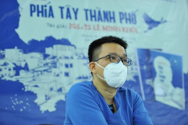 Bác sĩ Lê Minh Khôi: 'Tôi vẫn sống với ký ức đại dịch không phải để bi luỵ'
