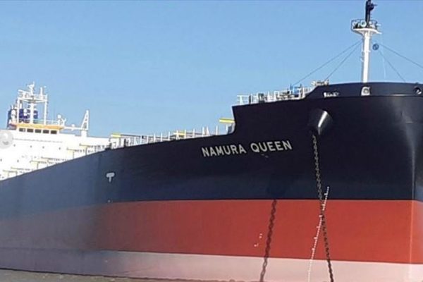 Giao tranh dữ dội ở Ukraine, nhiều tàu nước ngoài bị vạ lây