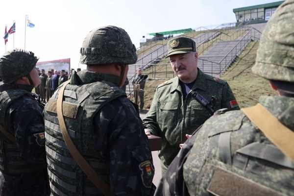 Belarus chuẩn bị đưa quân tới Ukraine, tham chiến cùng Nga