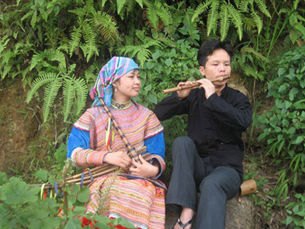 Flutes born of love