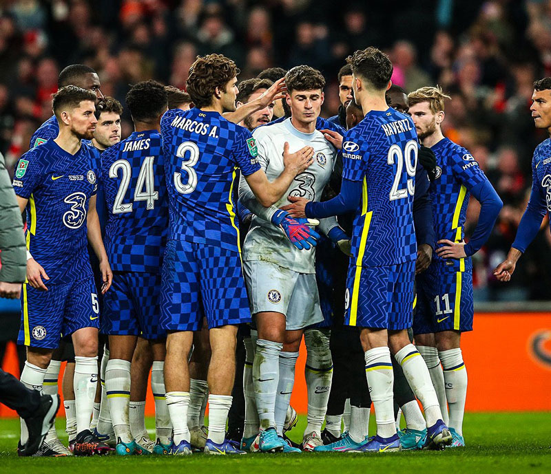 Nhà giàu vung tiền, Chelsea hét giá Kepa cao ngất