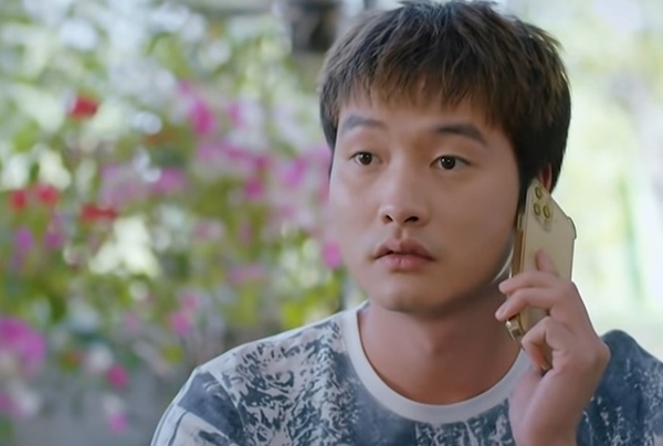 'Lối về miền hoa' tập 11, Lợi tuyên bố 'yêu là phải nói'