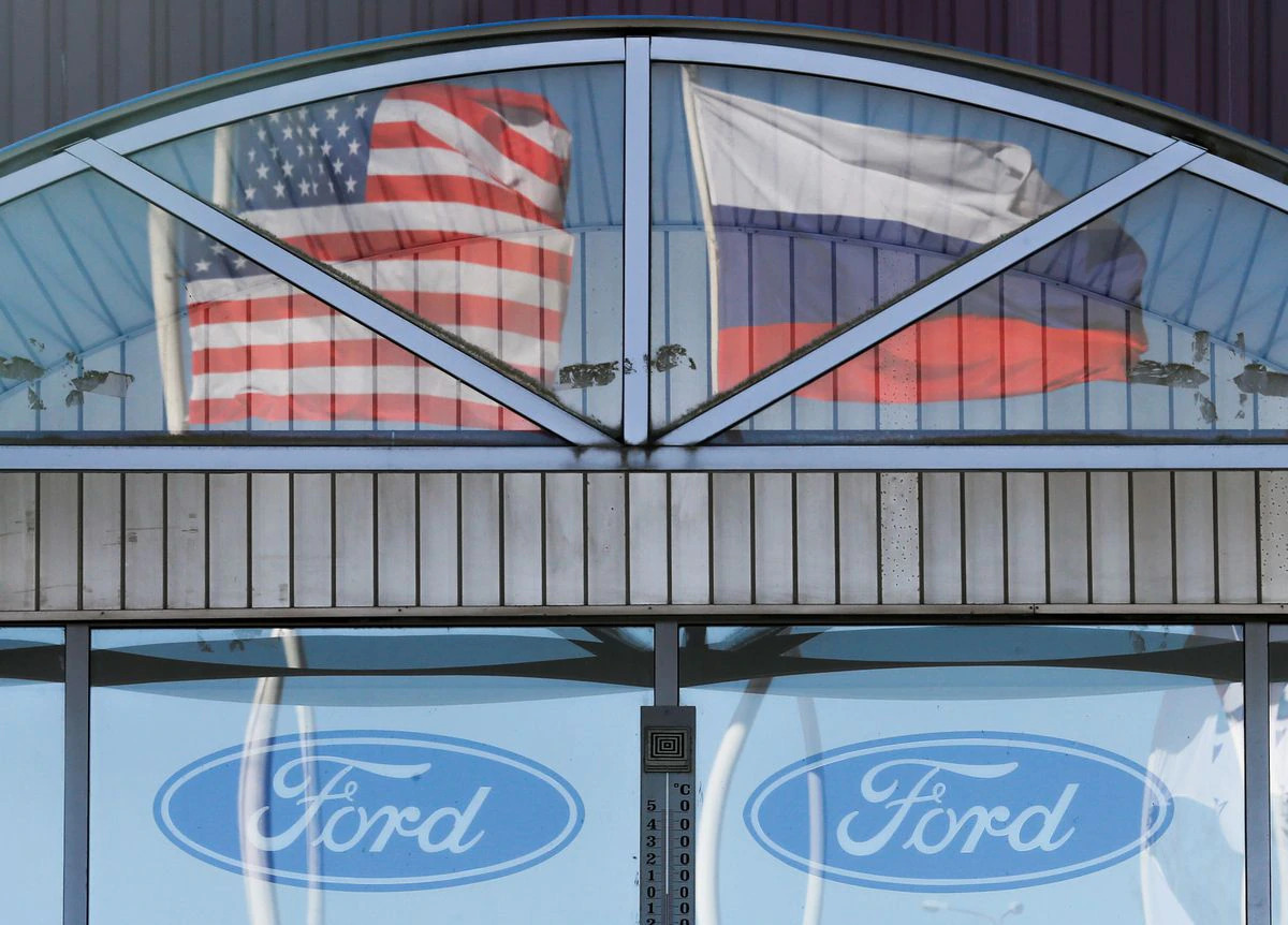 Ford dừng hoạt động tại Nga