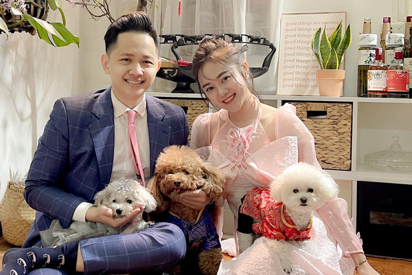 MC Cafe sáng tiết lộ bà xã bằng tuổi xinh như hotgirl