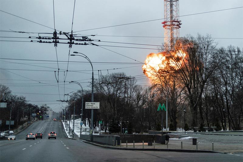 Nga tấn công hạ tầng liên lạc, Ukraine bác tin thành phố phía nam thất thủ