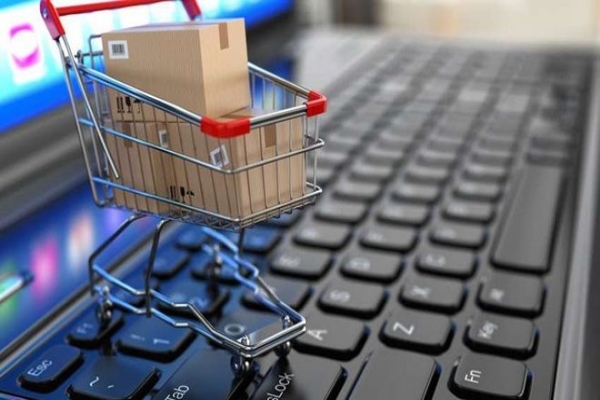 Khách mua online Trung Quốc gặp khó vì quy tắc 'đã xem miễn trả'