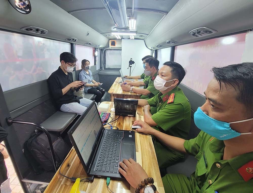 Công an TP.HCM nêu lý do người dân chưa nhận được căn cước