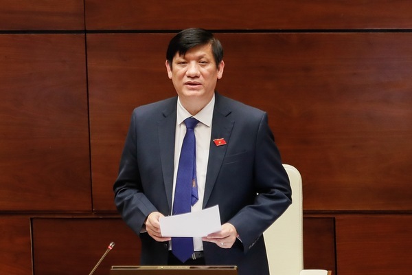 Bộ trưởng Y tế: 'Từng bước hướng tới điều trị Covid-19 như bệnh thông thường'