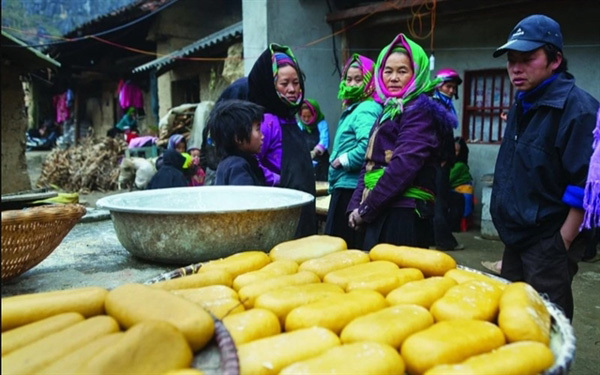 Banh khoai a tasty speciality of the Mong ethnic group