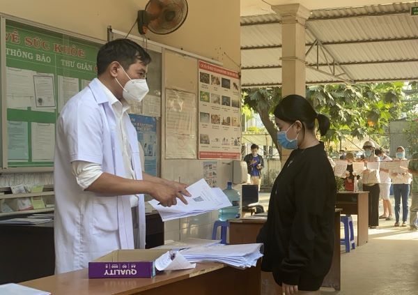 Xác nhận F0 hoàn thành cách ly, mỗi nơi mỗi kiểu