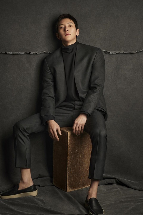 Hyun Bin, Ji Chang Wook quyến rũ, ấn tượng trên bìa tạp chí
