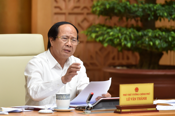 Phó Thủ tướng: Kiên quyết thay thế nhà thầu chậm tiến độ làm cao tốc Bắc Nam