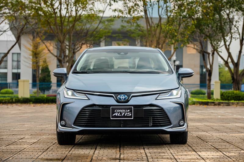 Ba năm doanh số lao dốc, thách thức lớn cho Toyota Corolla Altis 2022