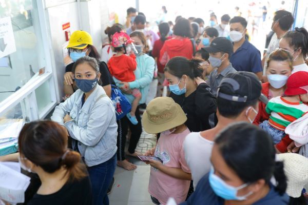 Covid-19 news today March 18: Vietnam added 163,174 new Covid-19 cases, down 10,157 cases compared to yesterday