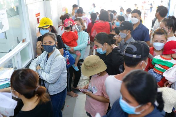 Các ca Covid-19 ở TP.HCM nhẹ, ít chuyển nặng