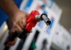 Sáu đợt tăng giá liên tiếp của xăng dầu