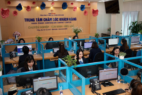 Trực tuyến mọi dịch vụ điện phục vụ nhanh 24/7 người dân Hà Nội trong dịch Covid-19