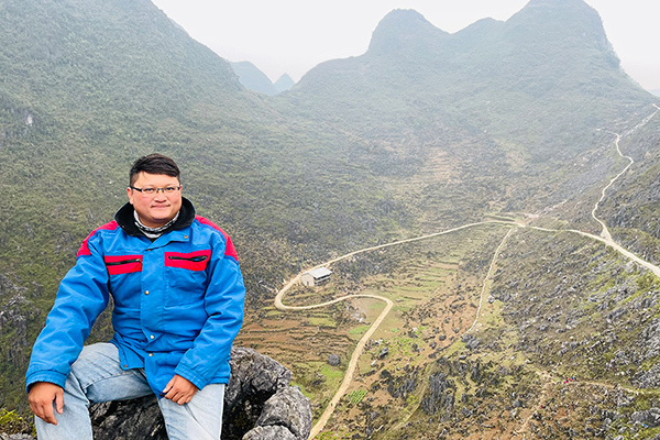 Chàng trai đi phượt xuyên Việt 1 tháng chỉ tốn 6 triệu đồng