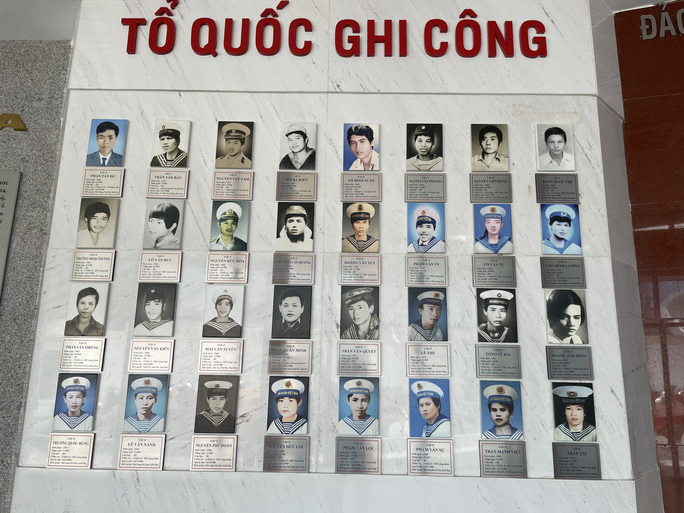 Danh sách 64 cán bộ chiến sĩ hy sinh ngày 14/3/1988 trên vùng biển Gạc Ma - Len Đao