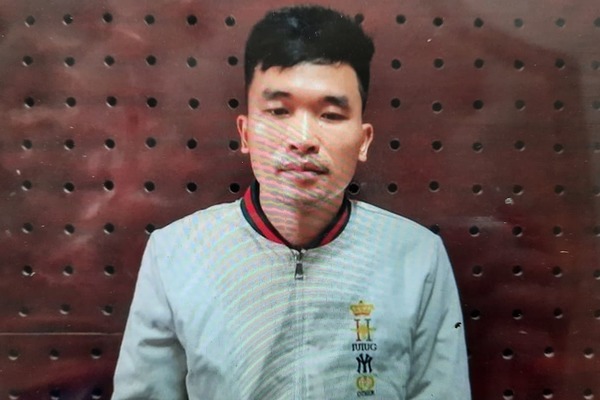 Robbed a convenience store in Hanoi, escaped to his girlfriend’s house and ate it all