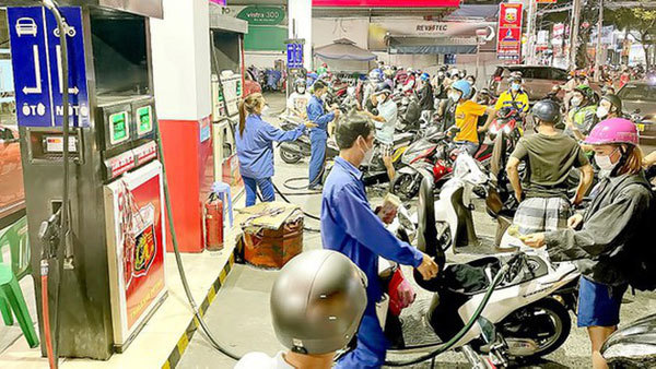 Vietnam to triple petroleum imports