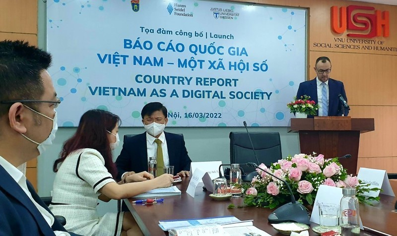 Công bố Báo cáo Quốc gia “Việt Nam - Một xã hội số”