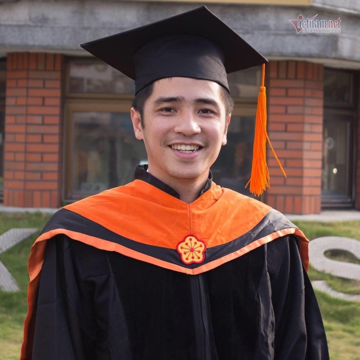 From a poor student, a young man from Da Nang became a researcher at Oxford University