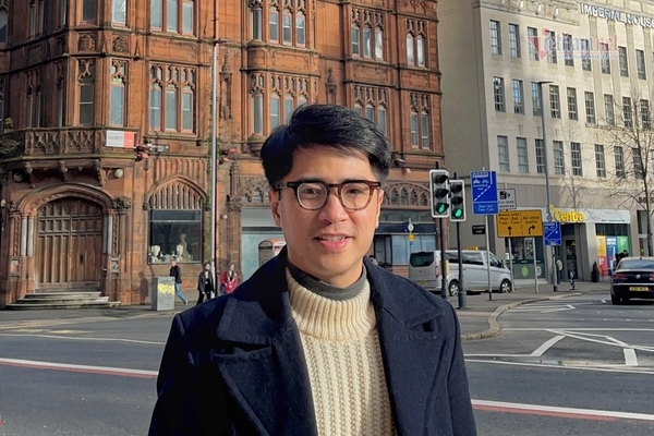 Da Nang boy won a postdoctoral scholarship at Oxford University after many stumbles