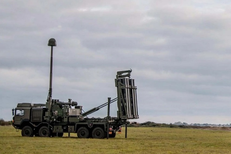 UK sends missiles to Poland, Russia-Ukraine talks continue