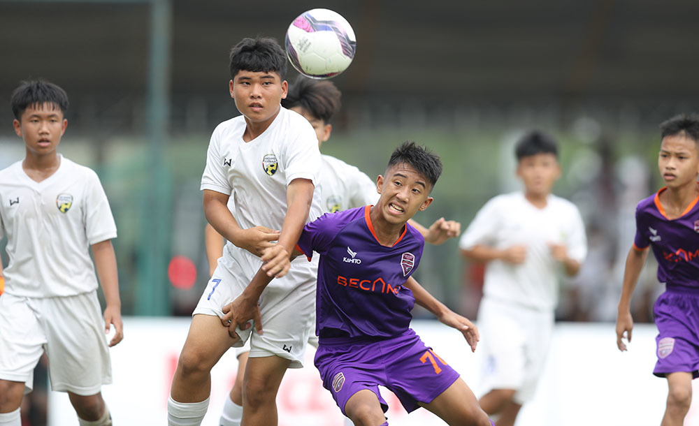 Khởi tranh giải bóng đá thiếu niên U-13 Việt Nam và Nhật Bản