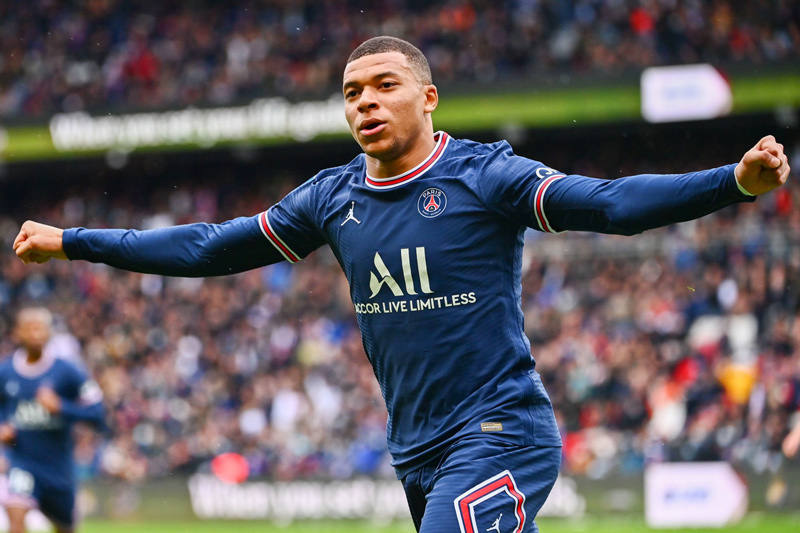 Mbappe đòi Real Madrid trả phí lót tay 150 triệu Euro