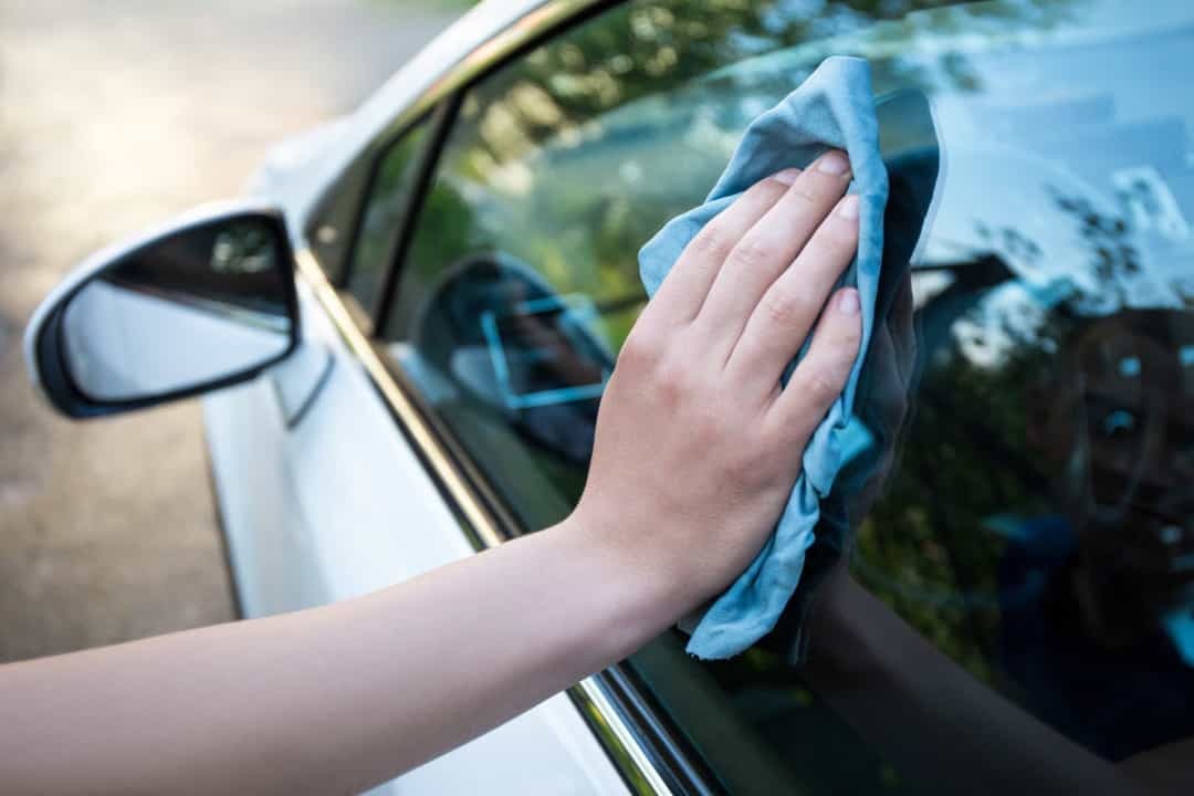 How to clean your car at home like a pro