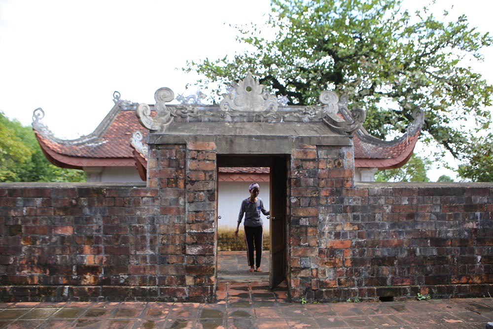 Ngắm tháp đá hơn 500 tuổi ở Hà Tĩnh