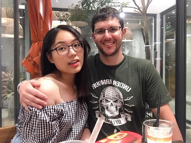 Chàng trai Mỹ cầu hôn cô gái Việt chỉ sau 5 ngày gặp mặt