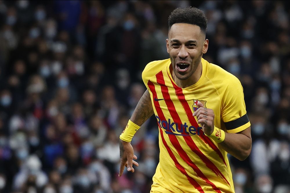 Aubameyang chói sáng, Barca hủy diệt Real Madrid