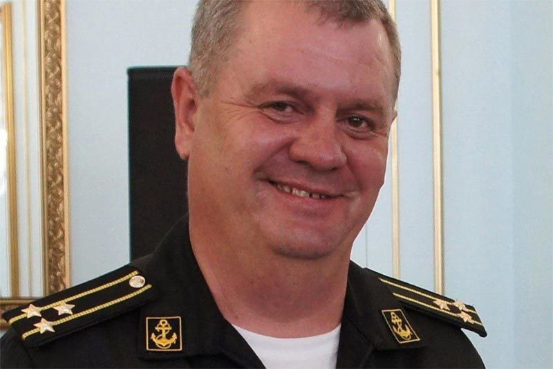 Russia confirms the death of a naval commander, demands Ukraine surrender in Mariupol