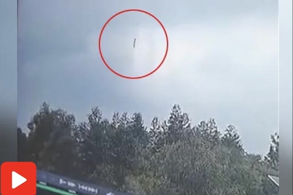 Video phút cuối thảm khốc của máy bay Trung Quốc bị rơi