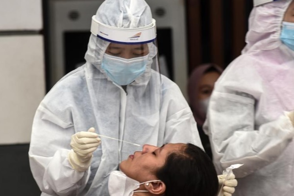 Indonesia dỡ bỏ cách ly Covid-19, Trung Quốc phong tỏa thành phố Cát Lâm