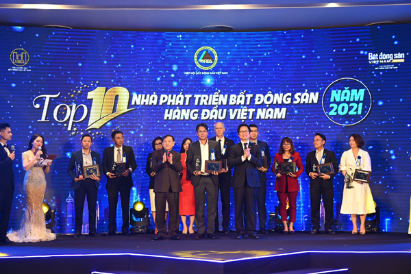 Văn Phú - Invest vào top 10 nhà phát triển bất động sản hàng đầu Việt Nam