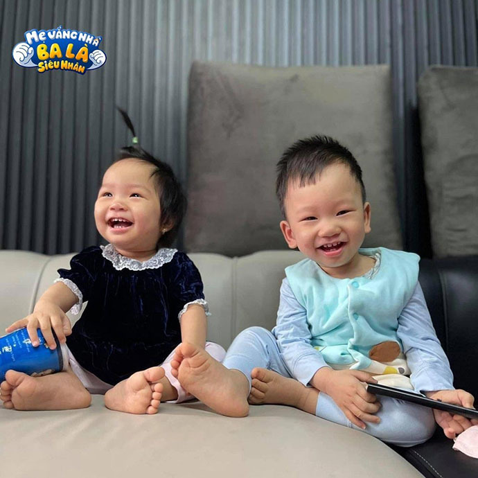 Khắc Việt cùng 2 con sinh đôi lần đầu tham gia show thực tế
