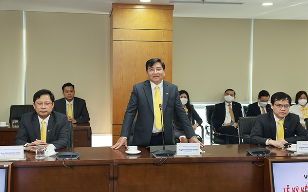 Vietnam Post và Vietcombank bắt tay hợp tác toàn diện
