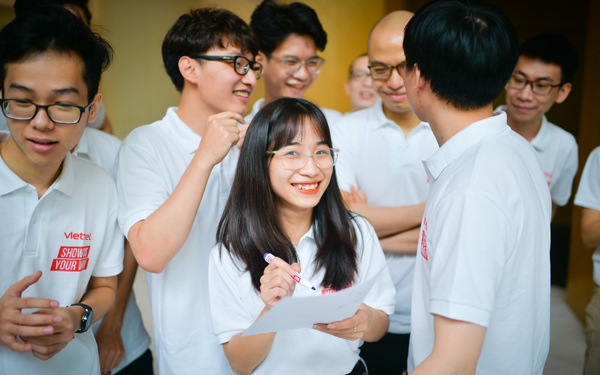 Viettel recruits 135 interns for digital transformation projects