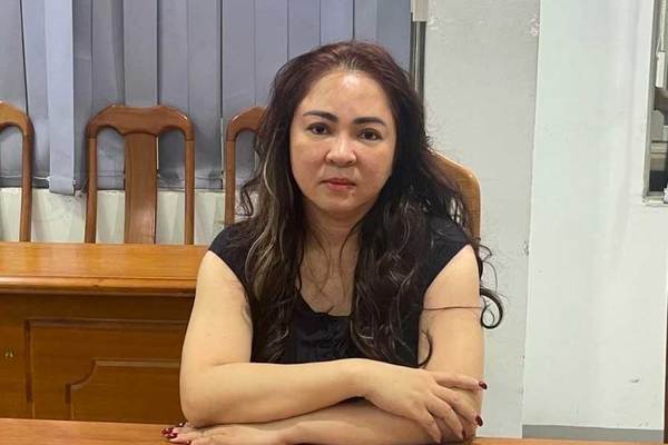 Khởi tố, bắt tạm giam bà Nguyễn Phương Hằng