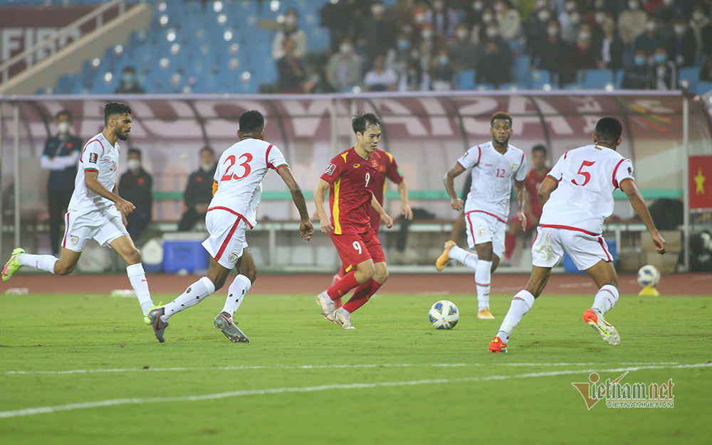 Oman coach: Vietnam team plays well, only missing goals