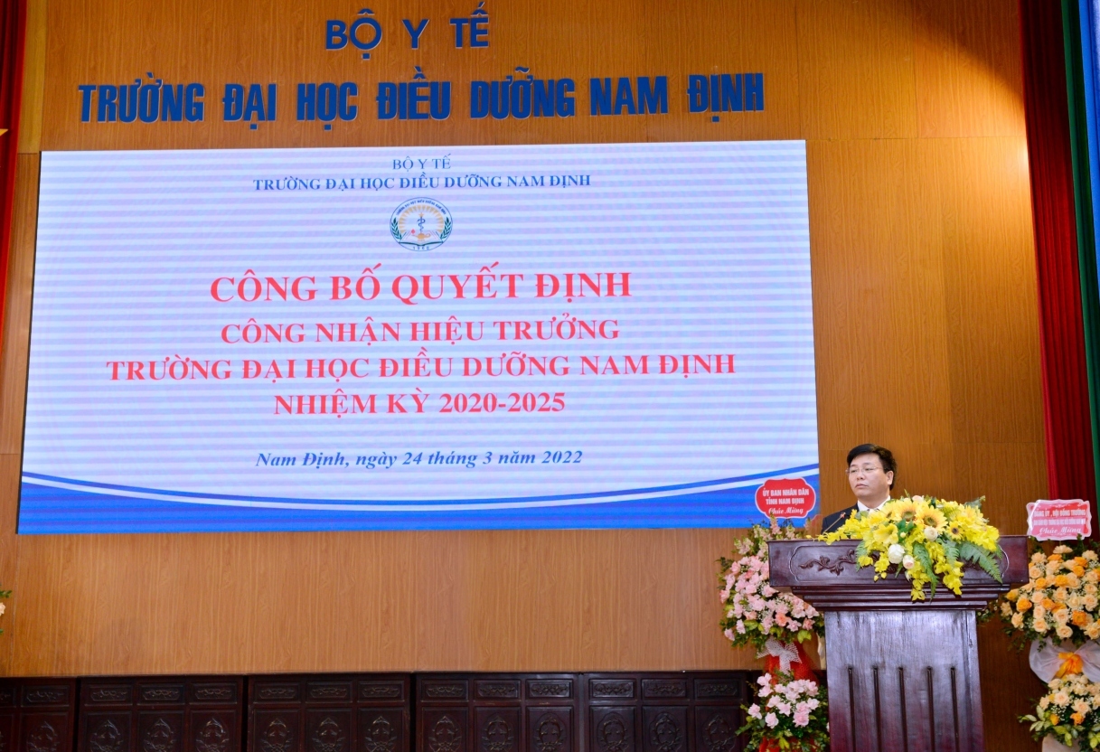 TS Trương Tuấn Anh làm Hiệu trưởng Trường Đại học Điều dưỡng Nam Định