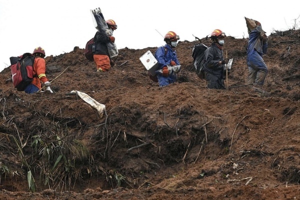 China found victim’s body and 183 plane debris