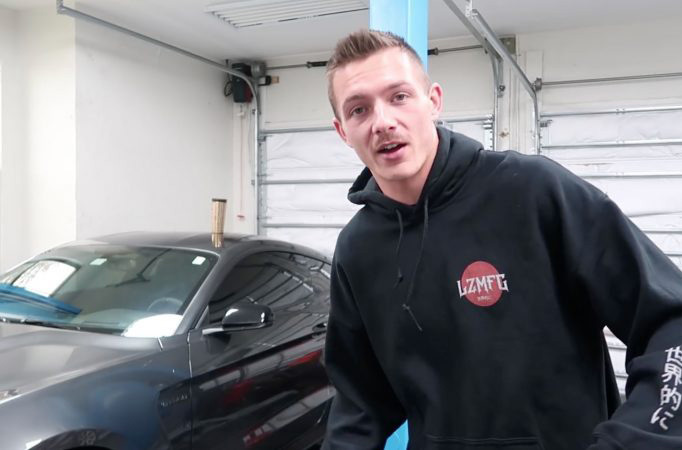 YouTuber trúng đậm khi bán Porsche 911 chạy lướt kênh giá cao ngất