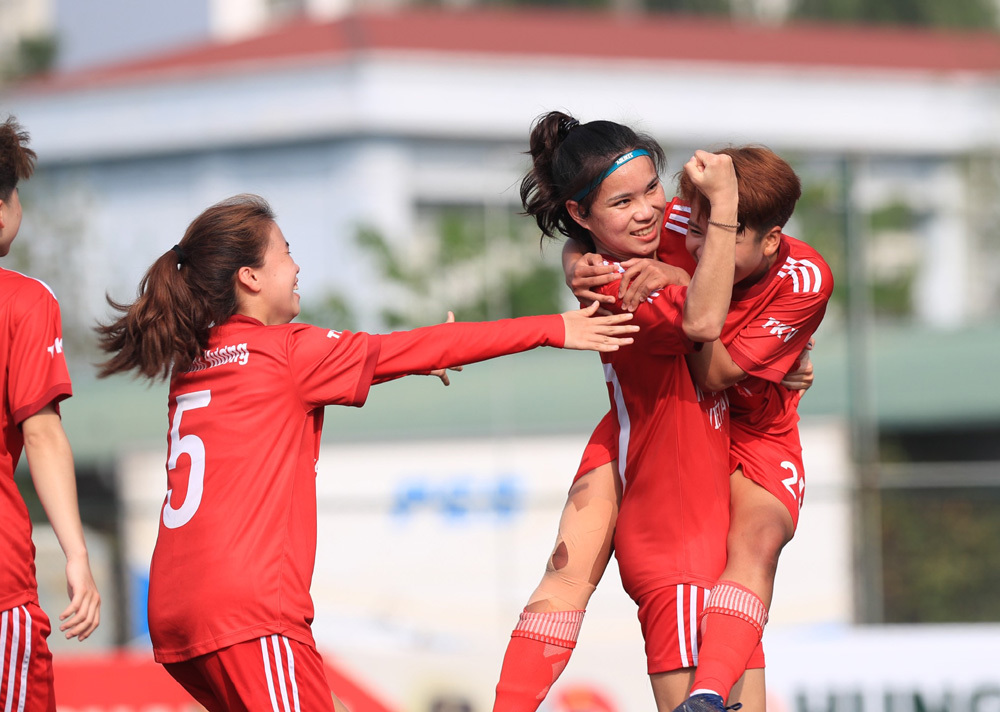 Giải bóng đá nữ U19 quốc gia: ĐKVĐ thắng dễ