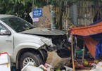 Xe biển xanh ở Thanh Hóa gây tai nạn, 2 người chết, 1 bị thương